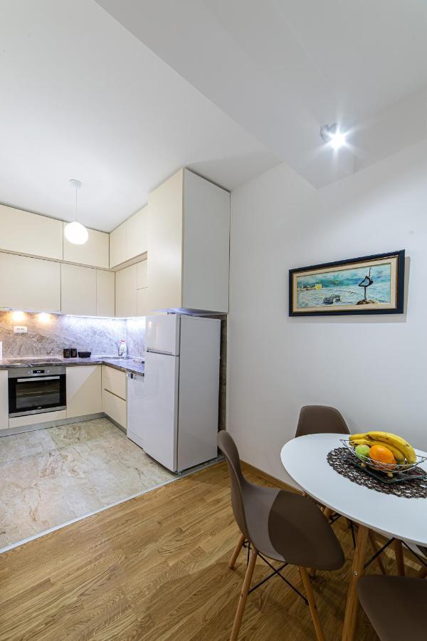 Apartman Miss T พอดโกริกา ภายนอก รูปภาพ