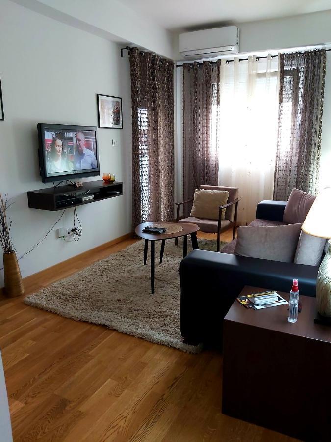 Apartman Miss T พอดโกริกา ภายนอก รูปภาพ