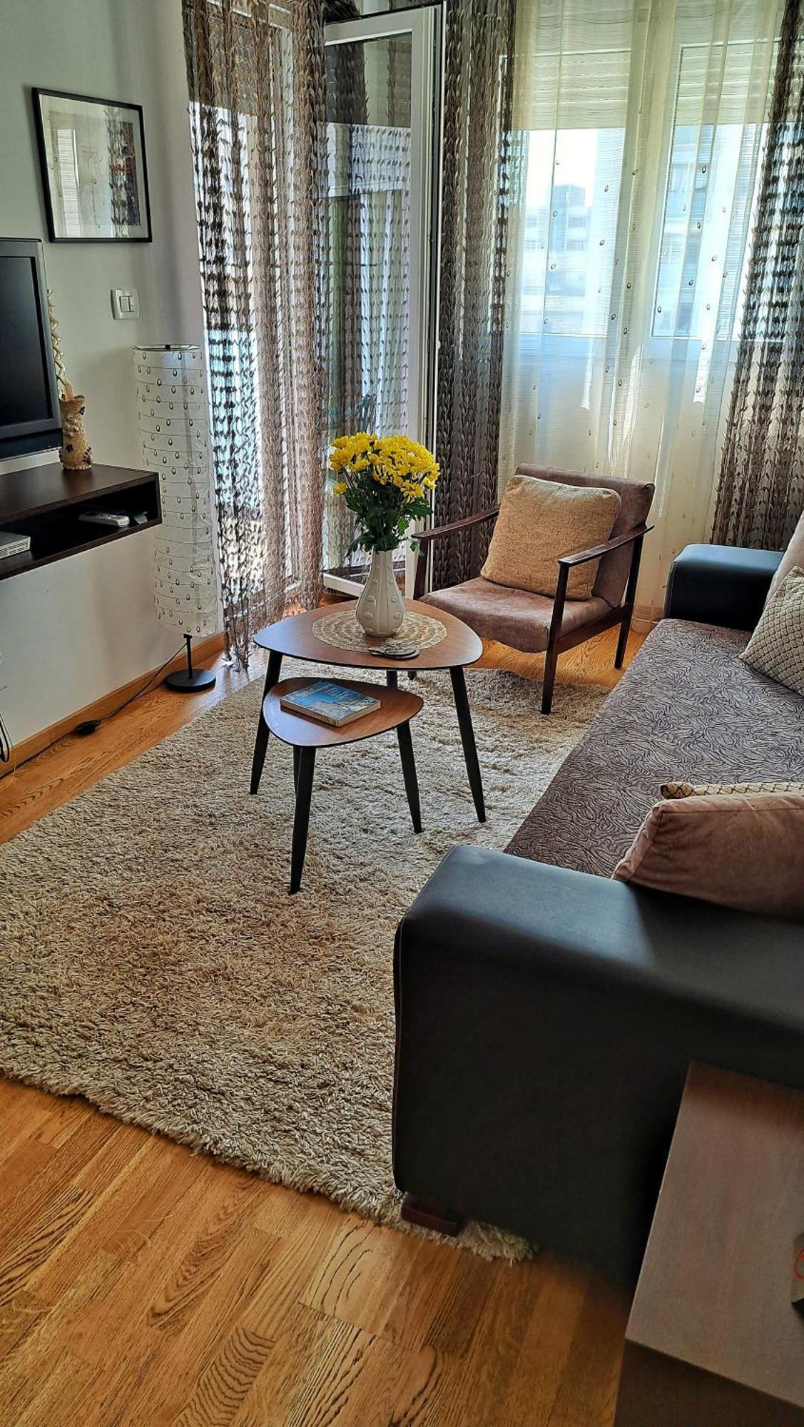 Apartman Miss T พอดโกริกา ภายนอก รูปภาพ