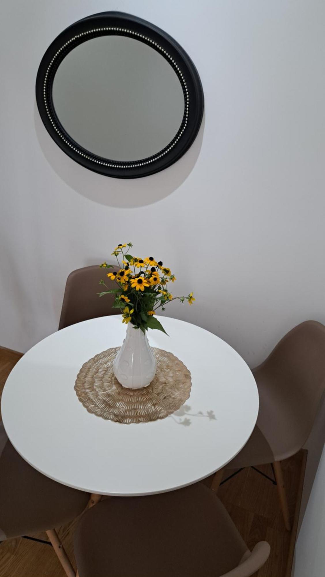 Apartman Miss T พอดโกริกา ภายนอก รูปภาพ